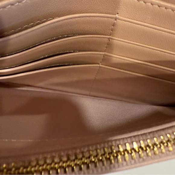 Tory Burch Fleming  Women’s Pale Pink Quilted Leather Crossbody Bag MSRP $348 - Picture 11 of 16